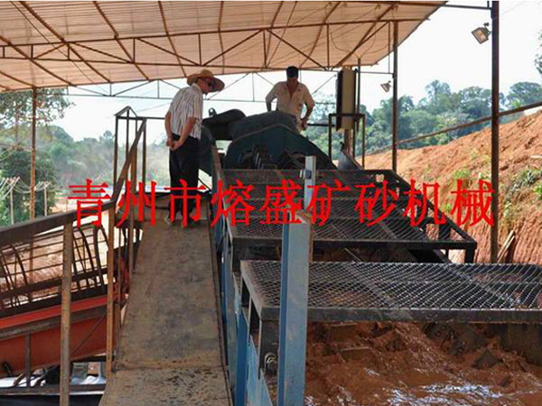  出口南美洲蘇里南粘泥礦砂金設(shè)備