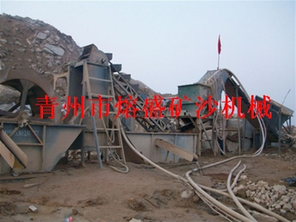  風化砂破碎制砂機