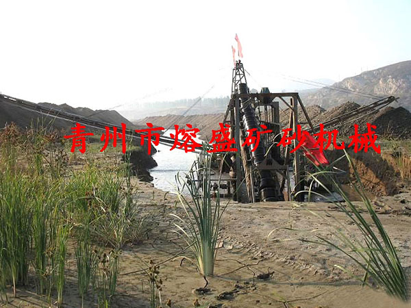  三傳送挖沙船